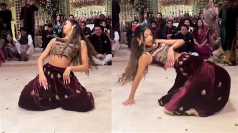 Pakistani Girl Dance For Bollywood Song Viral Video பாலிவுட் பாடலுக்கு நடனமாடிய பாகிஸ்தான்