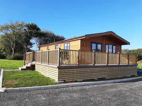 New Pinelog Holiday Lodge For Sale Hentervene Holiday Park