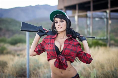 Ramblings Of A Semi Mad Man Hottie Of The Day A Girl Who Goes By The Name Of Sssniperwolf