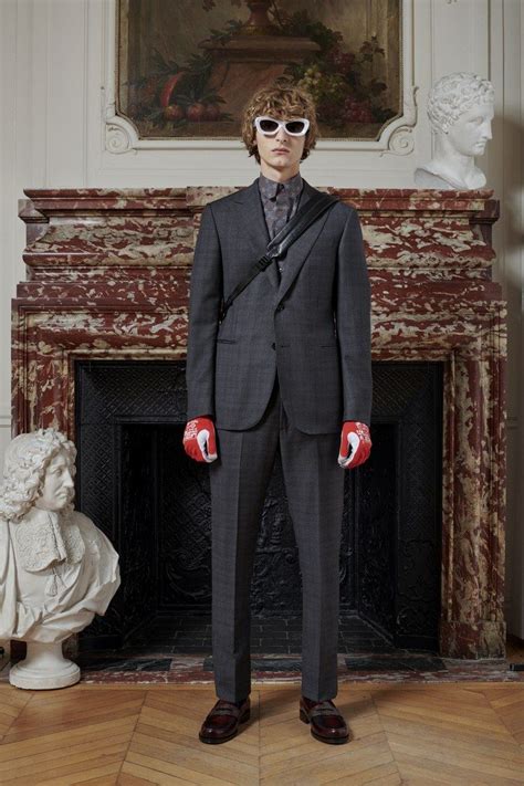 Why Do We All Love Virgil Ablohs Pre Fall 2020 Collection For Louis