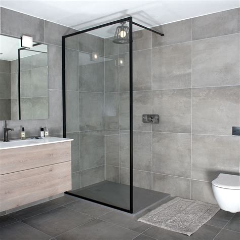 Drench Border Shower Screens With Matt Black Frame Room H2o In 2021