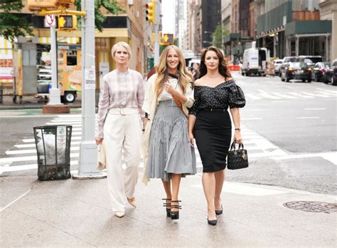 sex and the city reboot first photo carrie miranda and charlotte are back entertainment