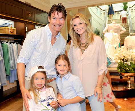 Trending topics become popular either through a concerted effort by users or because of an event that. Celebrity & Entertainment | Jerry O'Connell Brings His Adorable Twin Daughters as Dates to a ...