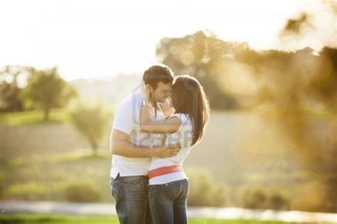 Couple Love Wallpapers Couple Love Kissing Wallpapers Love Kissing