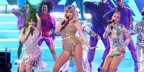 Super bowl opening night marks the kickoff of super bowl week to the nation. Prop Bet On The Performer For Super Bowl 55 Halftime Show ...