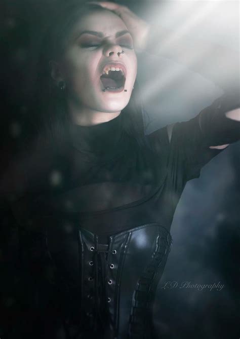 Underworld Vampire Photography By Ld Photography Model Sophie Wighton Female Vampire