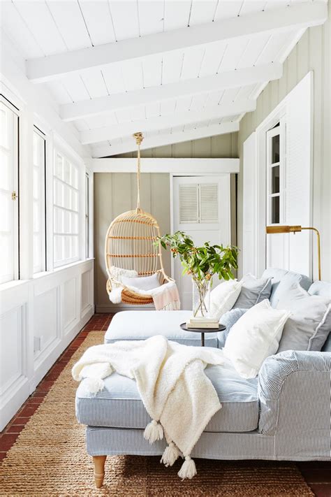 26 Gorgeous Sunroom Design Ideas | HGTV's Decorating & Design Blog | HGTV