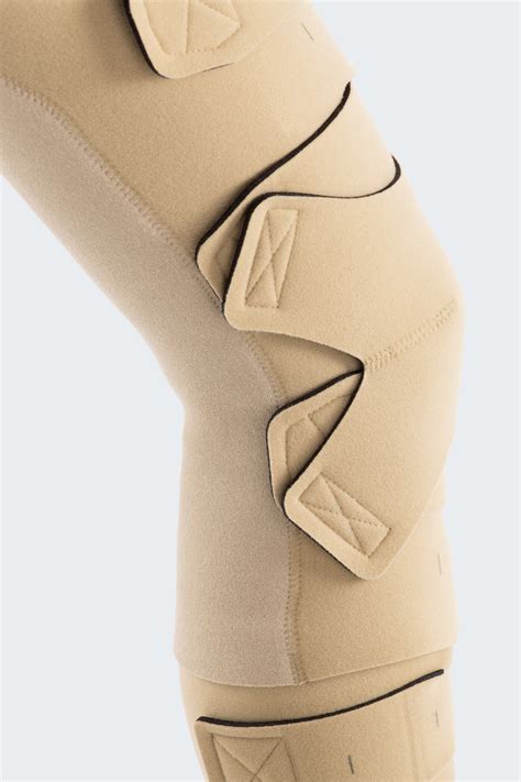 Circaid Juxtafit Essentials Upper Leg With Knee Compression Wrap
