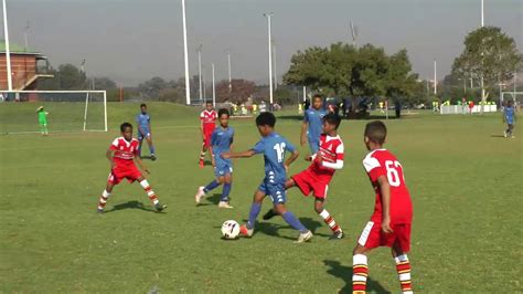 Supersport united football club is a south african professional football club based in atteridgeville in pretoria in the gauteng province. TUKS FC vs SUPERSPORT UNITED FC - YouTube
