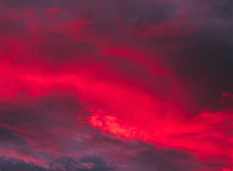 Red Clouds During Sunset · Free Stock Photo