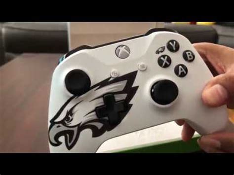 Don't forget, you can take your favorite nfl streaming coverage with you wherever you are with the help of a it comes with support for ios, android, apple tv, chromecast, amazon fire tv, android tv, roku, xbox one, ps4, and laptop/pc streaming. Philadelphia Eagles NFL Xbox One Controller Unboxing - YouTube