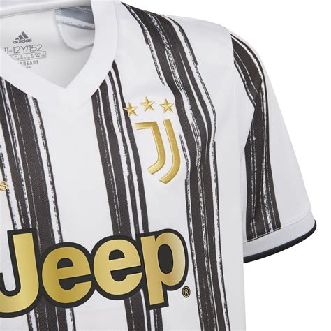 Fondata nel 1897, la juventus è una delle squadre di calcio più importanti del mondo, grazie all'alto se alloggerete in un hotel vicino al juventus stadium potrete scoprire la vittoriosa storia della squadra bianconera e rivivere l'emozione delle sue partite più. adidas Juventus Home 2020-21 Youth Stadium Jersey ...