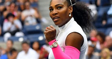 Serena Williams Makes History Advances To Us Open Quarters