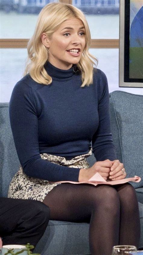 Pin By J Px On Work Place Sexy Holly Willoughby Legs Holly Willoughby Outfits Holly