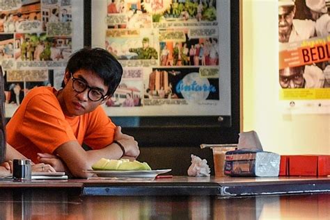 Please, kalau kerja enggak usah gimik. Devano tidak Sangka Bisa Beradu Akting dengan Naura | Republika Online