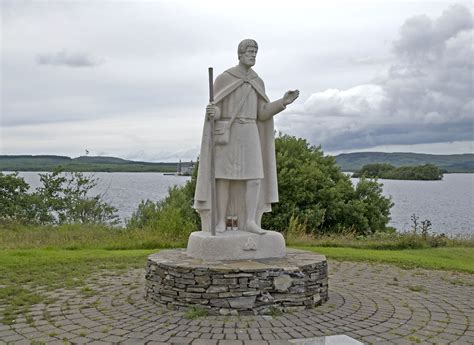St Patrick Biography Miracles Patron Saint Of Ireland