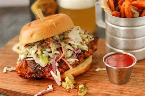Ja! 30+ Grunner til Nashville Style Chicken Sandwich: Discover the