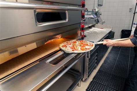 Temps Cuisson Pizza Maison Four Chaleur Tournante