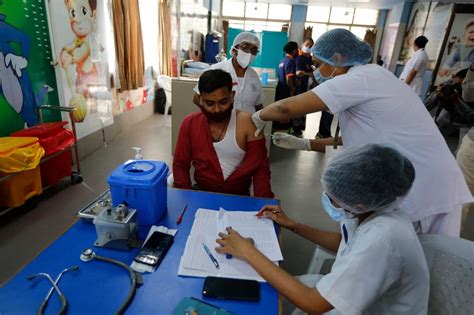 India Tests Vaccine Superpowers With Covid 19 Inoculation Drive Wsj