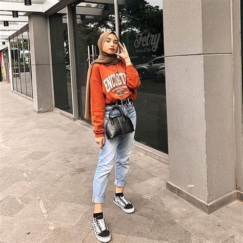 Assalamu'alaikum balik lagi dichanel ootd #hijabterbaru #ootdremaja #2020 trend ootd hijab remaja kekinian & modis terbaru 2019. Inspiration Hijab Style Outfit of The Day (OOTD) 2019 ...