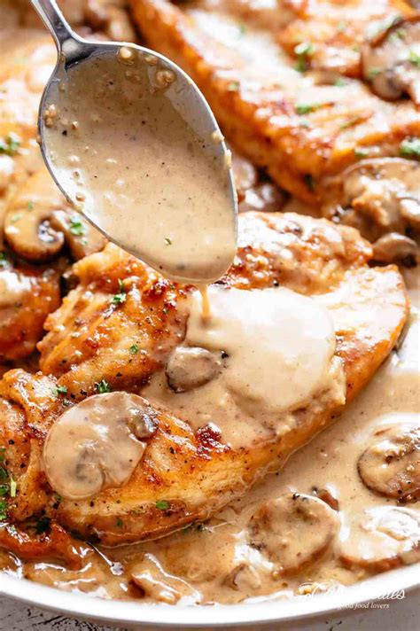 Cayenne pepper and smoked paprika give a pleasant spice. Easy Creamy Chicken Marsala - Cafe Delites