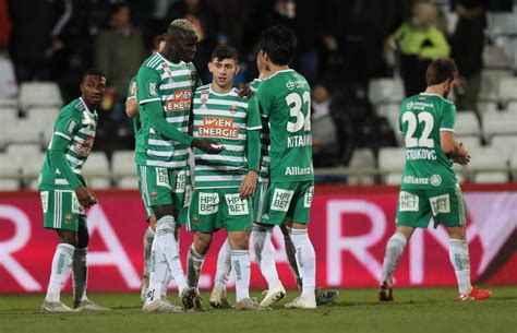 Suneți pe profilul jucătorului yusuf demir, rapid viena. Yusuf Demir ist der jüngste Rapid-Spieler der Bundesliga ...