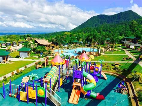 Package Tour Campuestohan Highland Resort Mountain View Island