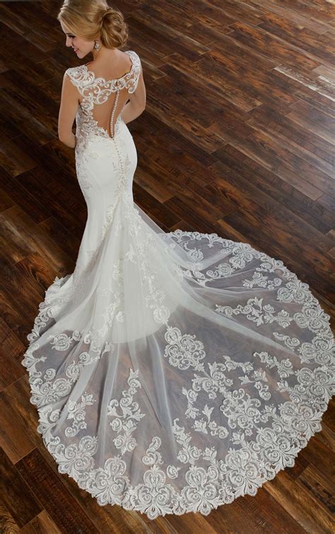 The bottom piece caroli sposi hand made wedding dress italian designer hand made wedding dressing. Wedding Dresses | Crepe wedding dress, Wedding dresses ...