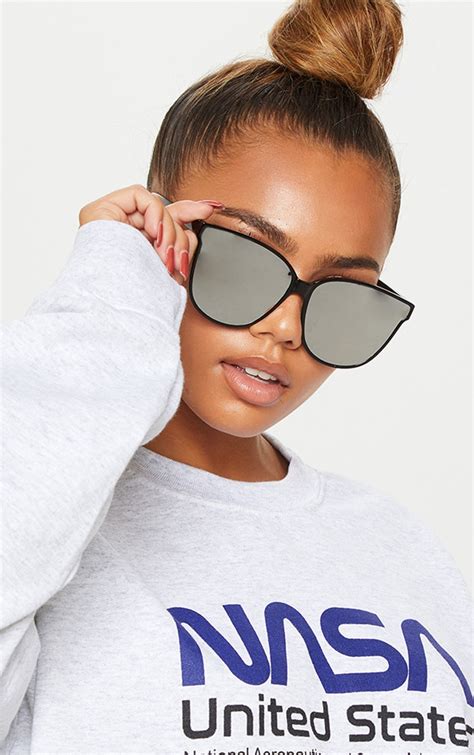 Black Oversized Cat Eyes Sunglasses Prettylittlething