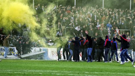 Basel, switzerland (ap) — swiss police say five fans of greek club paok thessaloniki were hurt in an attack by local hooligans at a hotel in. SUPER LEAGUE, NATIONALLIGA A, NLA, LNA, MEISTERSCHAFT ...
