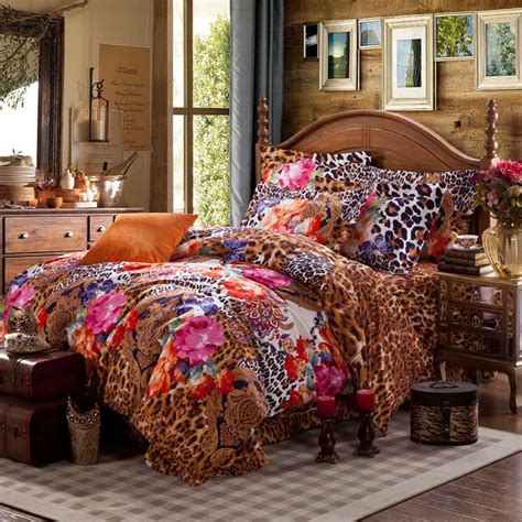 12 amazing realistic tiger print bedding sets! Tiger Coat Classic Floral Comforter Set | EBeddingSets ...