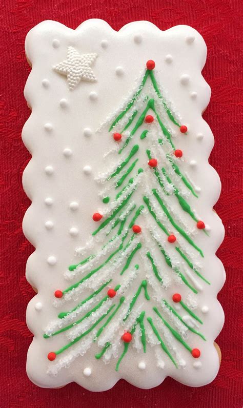 Christmas cookie recipes can be easy. Christmas Tree in Snow | Christmas cookies decorated ...
