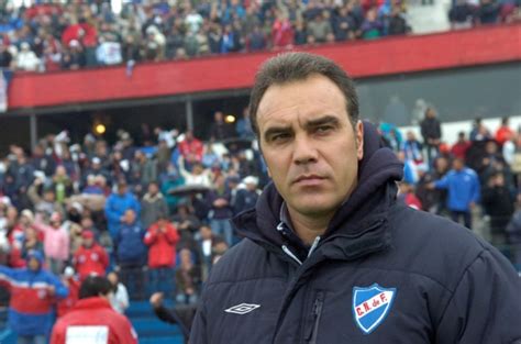 Learn more about martin lasarte and get the latest martin lasarte articles and information. Al Ahly: Et si c'était Martin Lasarte