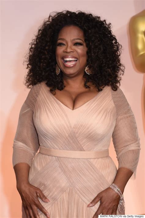 Oprah S Oscar Dress 2015 Is A Beautiful Gown Fit For A Tv Queen Huffpost Life