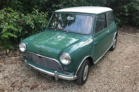 With a distinguished new look, these tail lights give a nod to our british heritage in the iconic union jack design. Classic Mini Cooper S Waves the Flag at Barons' British ...