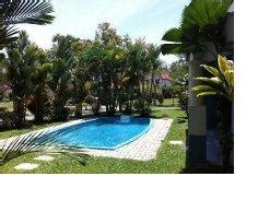 This beautiful private villa with 3 bedrooms and 4 bathrooms was constructed in 2007, and enjoys a private setting in ulu melaka. InapDesa - Afamosa Homestay with Private Pool