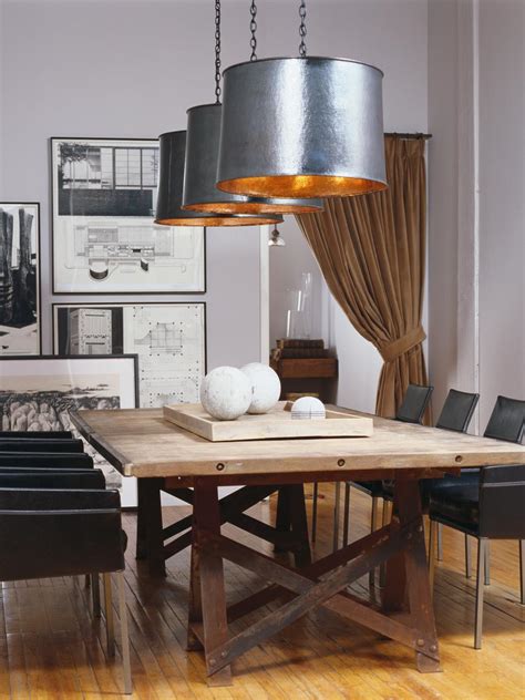 There's something undeniably elegant about a dining table with matching chairs. 25 Rustic Dining Room Design Ideas - Decoration Love