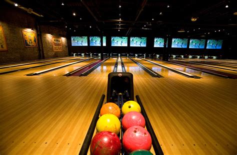 The 8 Best Bowling Alleys In Nyc Gothamist