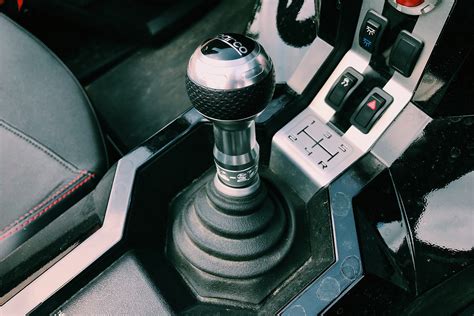 Future Of Manual Transmission Should You Learn To Drive A Stick Shift