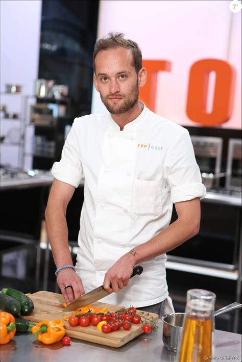 A reality competition in which aspiring chefs compete for culinary stardom. Jérémy Moscovici, candidat à Top Chef 2015. - Purepeople