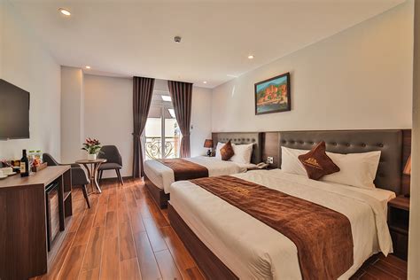 Deluxe Quad Room Dalat Paradise Hotel