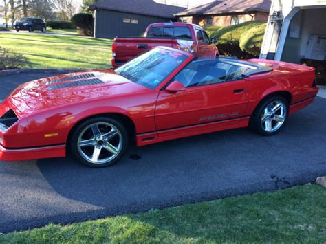 On this episode of detroit muscle, marc and tommy undertake a mission to squeeze everything that they can out of a tired iroc z, while staying on a strict budget. 1988 Chevrolet Camaro Iroc Z Convertible