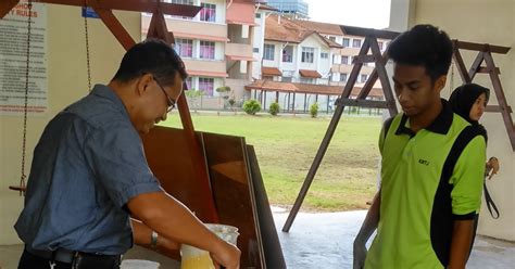 Hanya menggunakan 1.5 beg simen dan 50 baldi pasir, 1 gulung. PROJEK SIMEN FERRO MNF71: Bahan