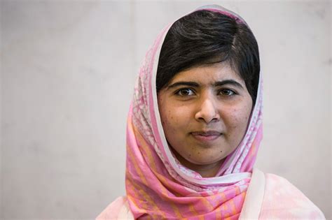 If we did not mend our ways and introduce shariat or islamic law, they shouted in their thundering voices, more severe. Malala à l'ONU : la jeune résistante pakistanaise à la ...