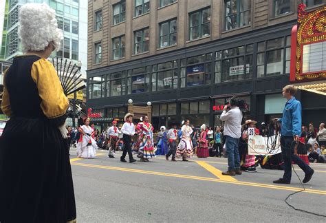Photos Chicago Celebrates Columbus Day Parade Wls Am 890 Wls Am