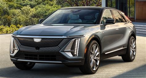 2023 cadillac lyriq electric suv unveiled in production form, arrives