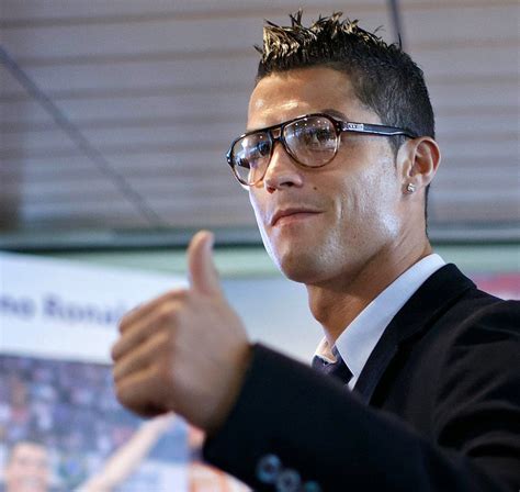 Most 10 Beautiful Cristiano Ronaldo Hair Style Designs Latest Images 2014