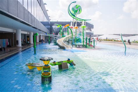 Our Tampines Hub Massive Rooftop Swimming Complex And Other Facilities