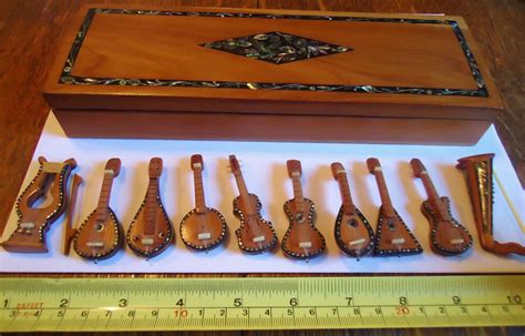 10 Tiny String Instruments Awesome In Wood Inlaid Box All With Doves