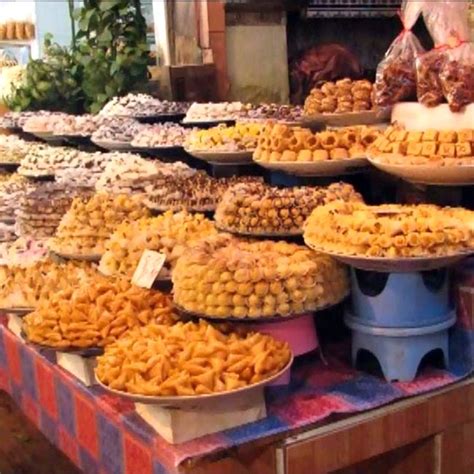 Since the internet revolution, indian markets have been undergoing a sea change. Clothes shopping for Eid at Lajpat Nagar in Delhi